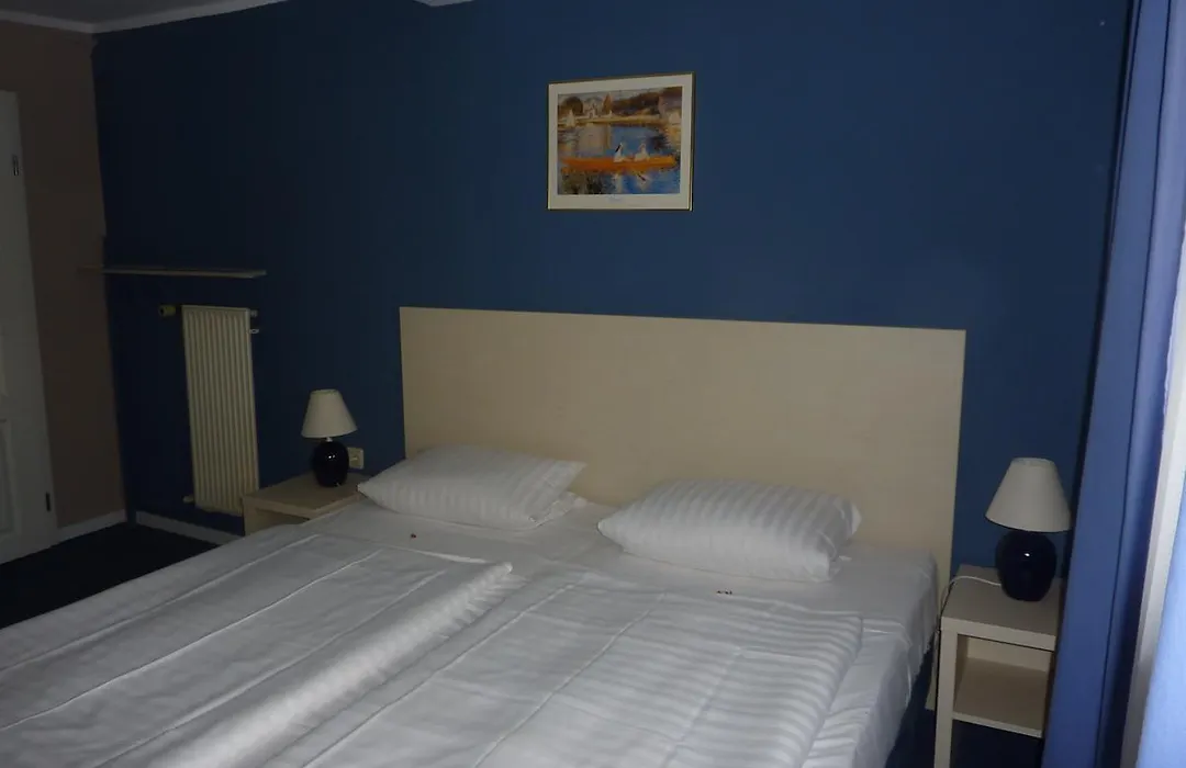 Hotel Pelikan-1